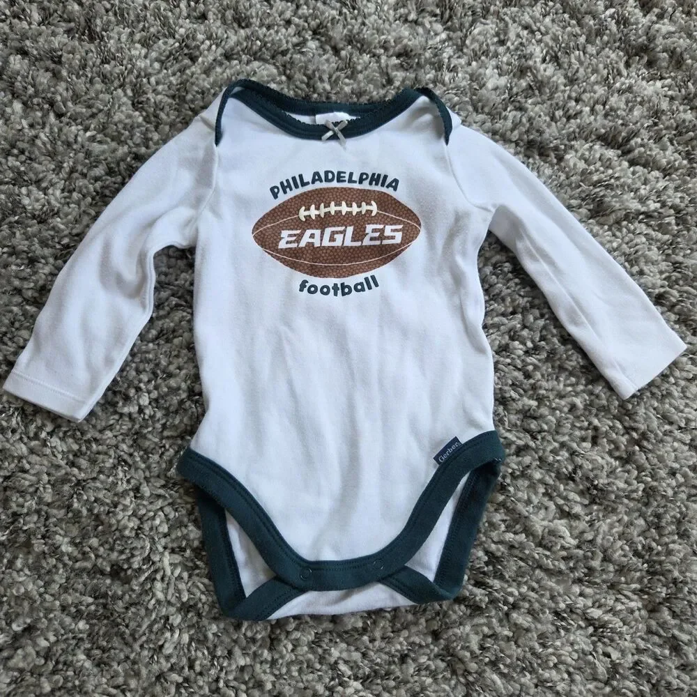 NFL Team Apparel Philadelphia Eagles 2pc Cotton Bodysuits  3-6M Green White